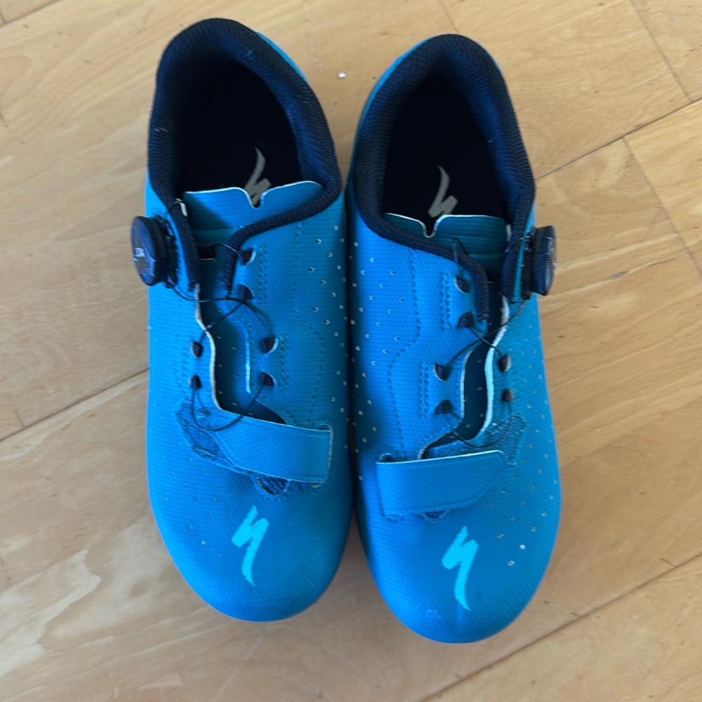Specialized bike shoes